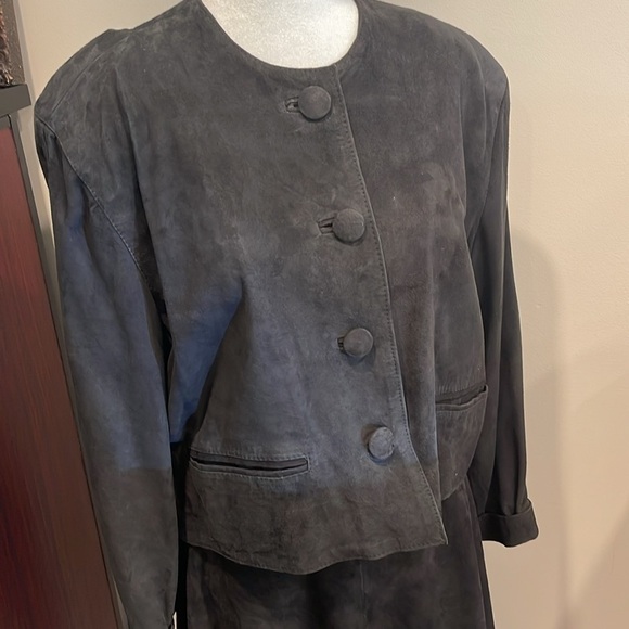 Black suede leather set XL cropped jacket pockets & M/L fit/flare suede skirt - Picture 4 of 16